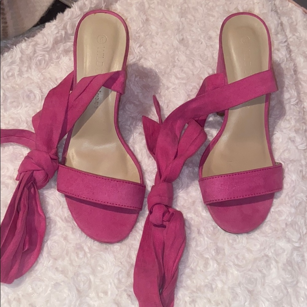 COPY - Pink wrap around  heels - Picture 2 of 4